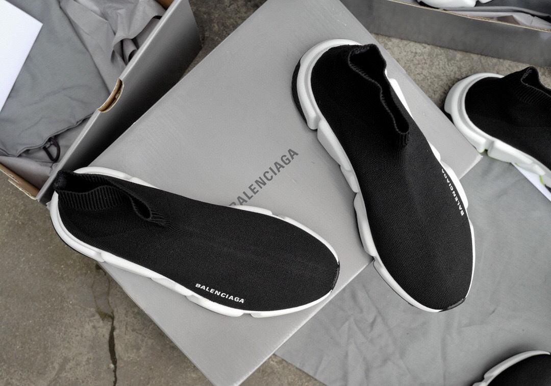 sock sneaker